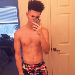 Meet your Posher, Adrian